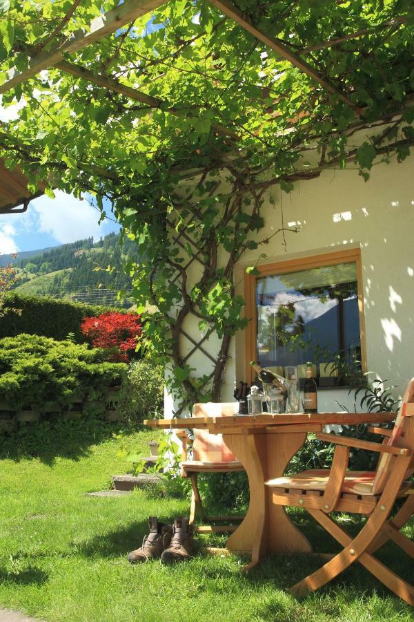 Hotel Pension Eichenhof Ried im Zillertal Exterior photo